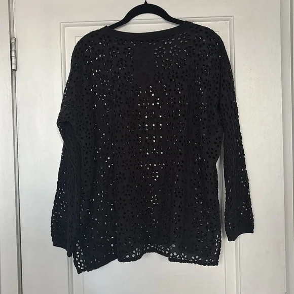 JohnnyWas Eyelet Top - Picture 2 of 9